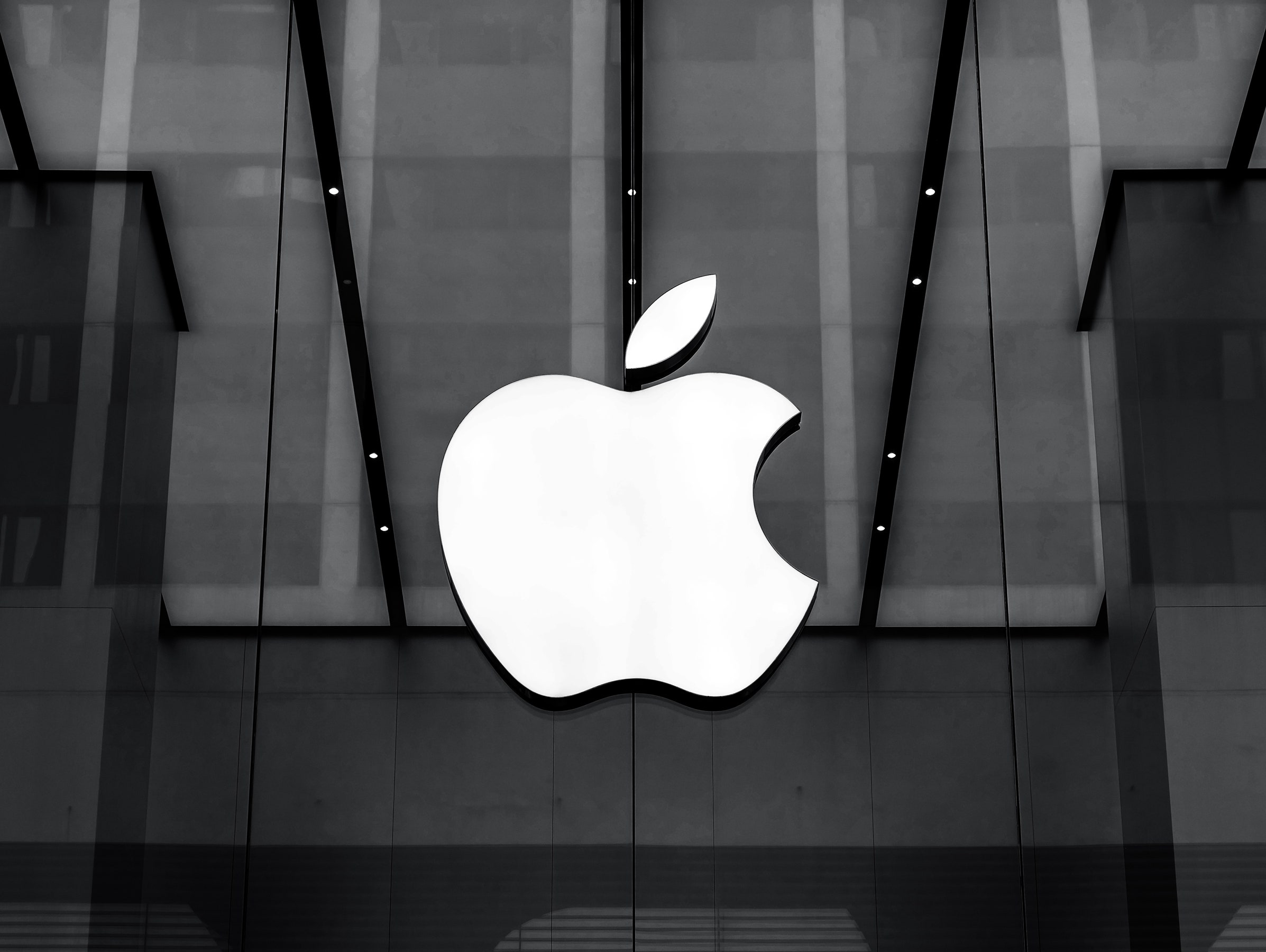 Apple’ın büyüklüğü 4 trilyon dolara yaklaştı