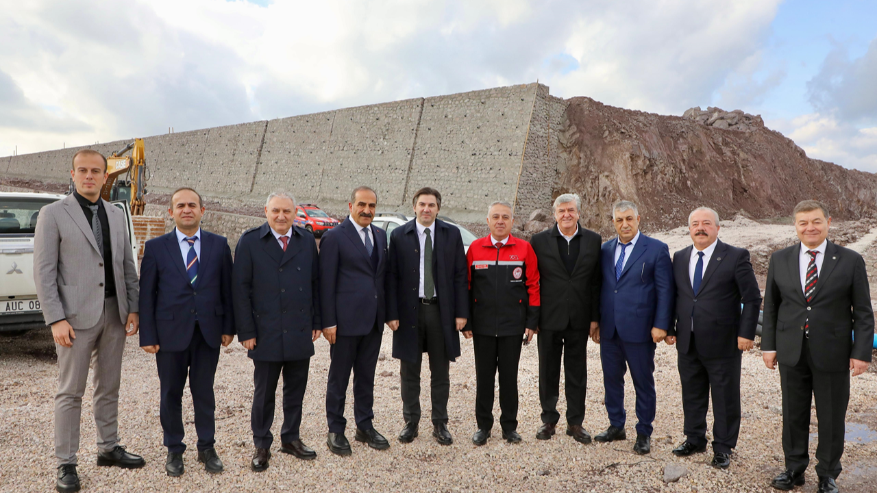 Avrupa ve Türkiye’nin en büyüğü! Dikili TDİOSB’nin altyapısı 2025’in son çeyreğinde hazır