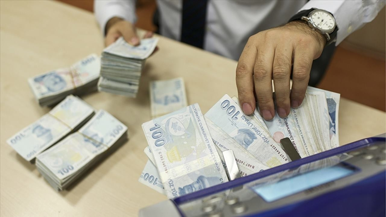 Bankalar duyurdu: Pay senedi hesaplarından fiyat kesilecek! (Hangi banka ne kadar kesinti yapacak)