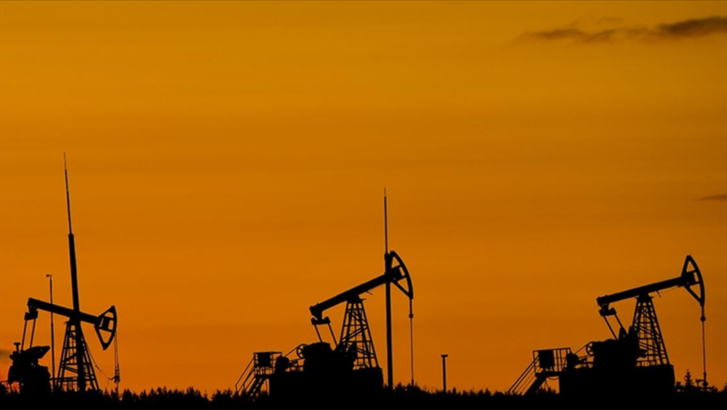Brent petrol güne yükselişle başladı! Varil fiyatı 72,74 dolar