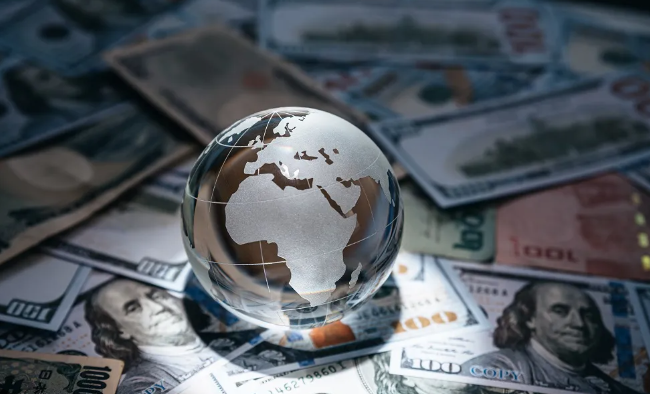 Global ticaret 2025’te ABD’nin gümrük siyasetlerini takip edecek