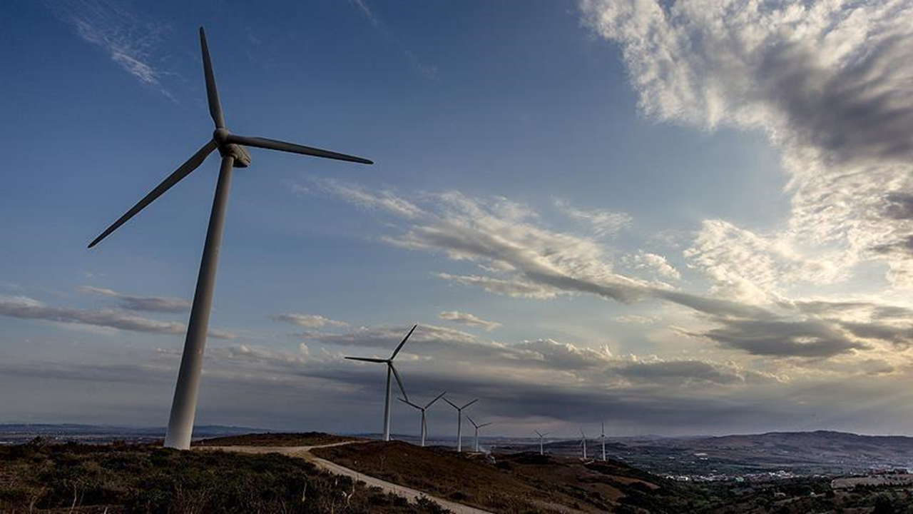 İngiltere yeni pak güç planıyla yılda 40 milyar sterlinlik yatırımın kilidini açacak