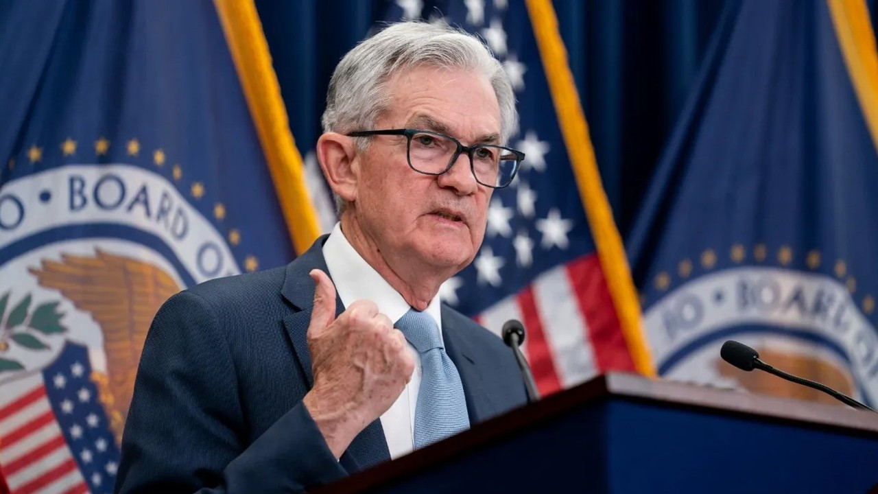 Powell’dan faiz kararı sonrası kritik açıklamalar: ‘Enflasyonda gayeye yakınız’