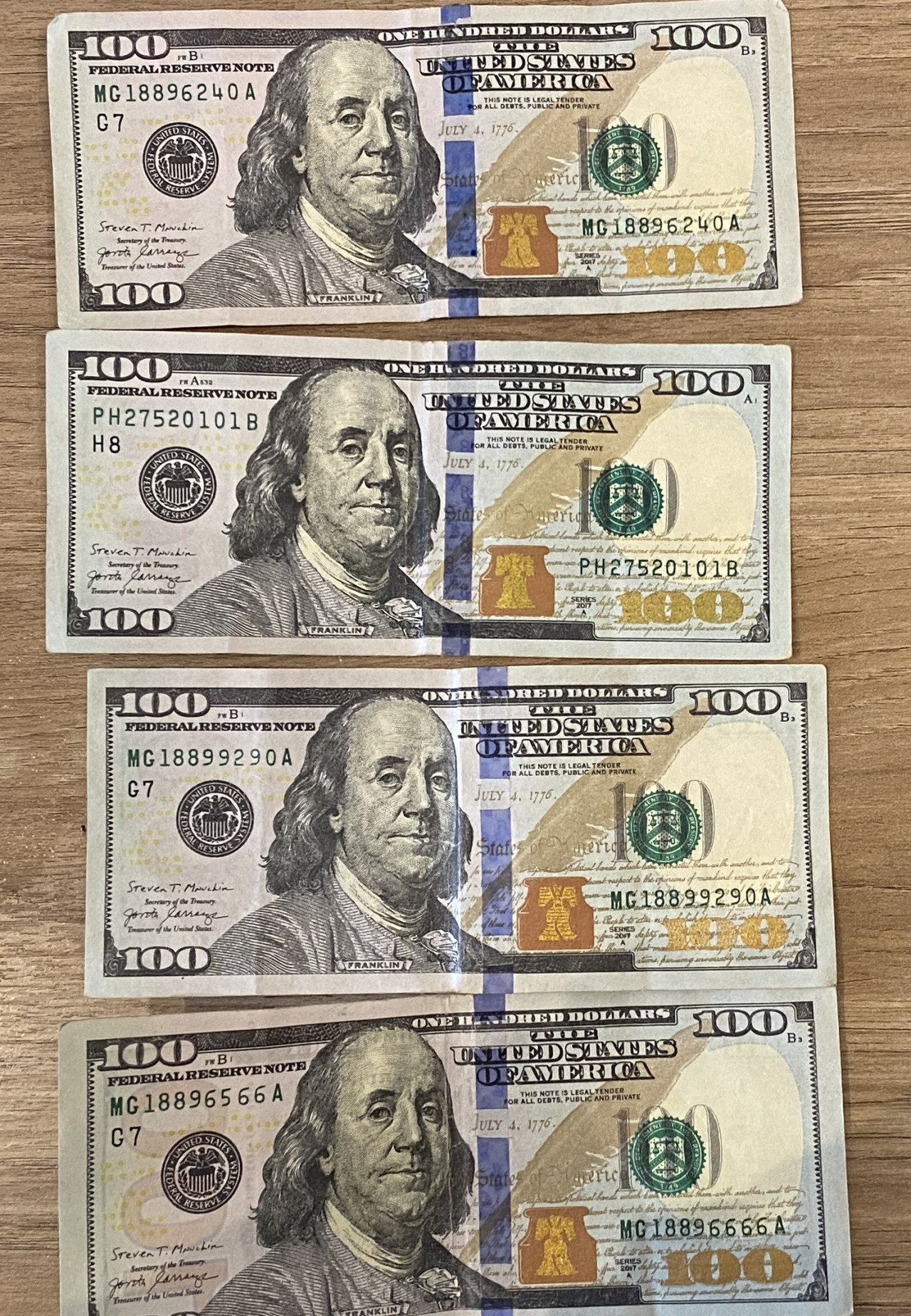 14 bin liralik alisveris icin odemeyi dolar olarak aldi bozdurmaya kalkinca hayatinin sokunu yasadi eCmHfeE9