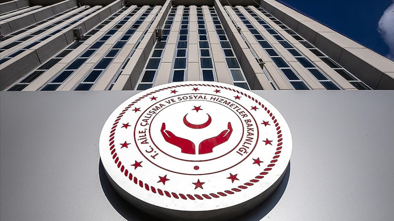 Aile Bakanlığı’ndan zelzele bölgesi yatırımlarına 1,9 milyar liralık ödenek