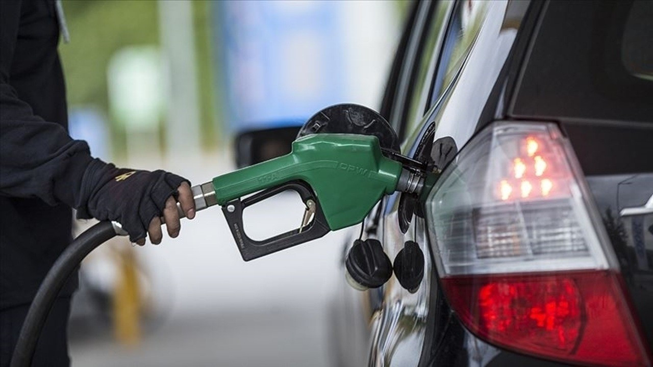 Akaryakıt fiyatlarında son durum! Akaryakıt, motorin ve LPG’ye artırım, indirim var mı? (25 Ocak 2025)