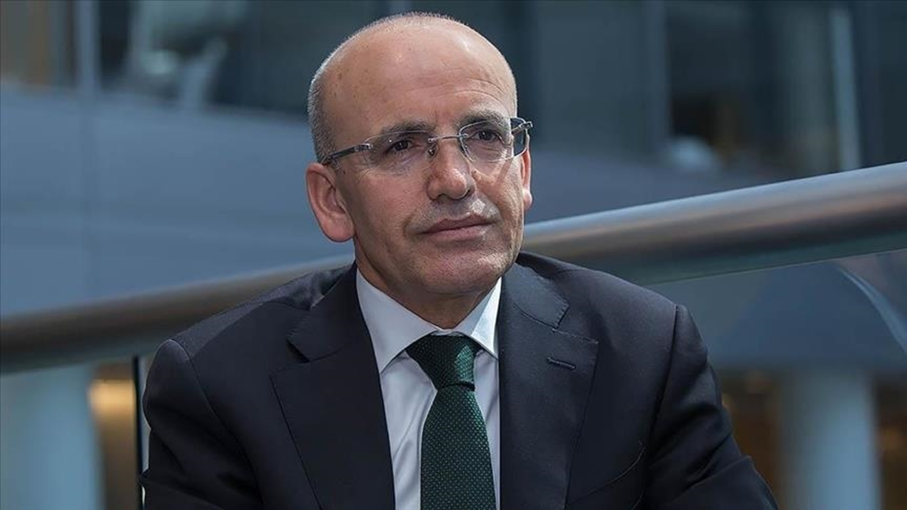 Bakan Şimşek iş gücü ve sanayi üretim endeksi bilgilerini kıymetlendirdi