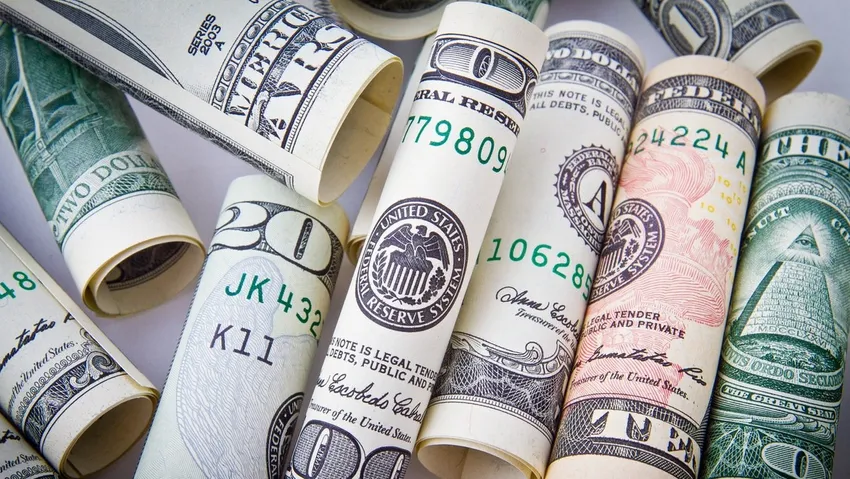 Döviz Piyasalarında Rekor Seviyeler: Dolar/TL 35,87’ye Yükseldi
