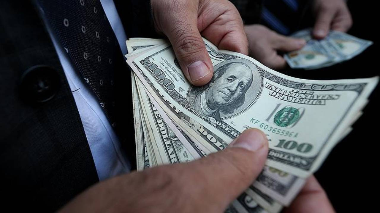Goldman Sachs’tan çarpıcı dolar tahmini! Altı ay içinde…