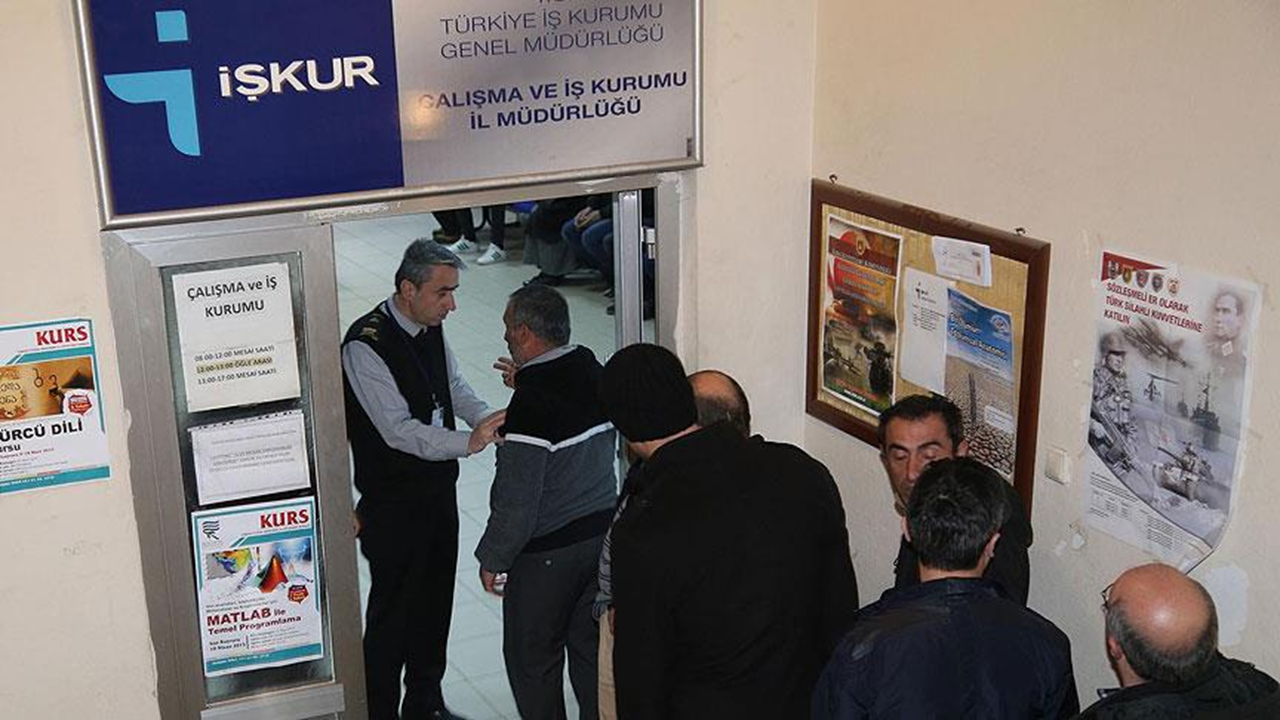 İŞKUR açıkladı: Aralık ayında açık iş ve kayıtlı işsiz sayısı azaldı