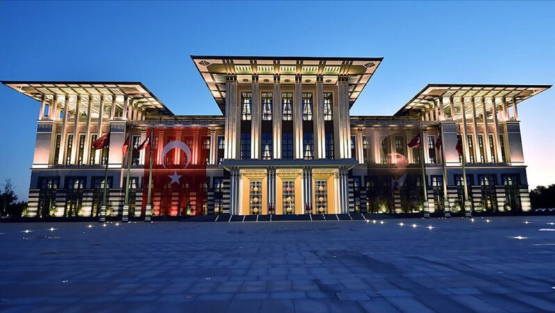 Kamu binalarında 5 yılda 1,8 milyar liralık güç tasarrufu
