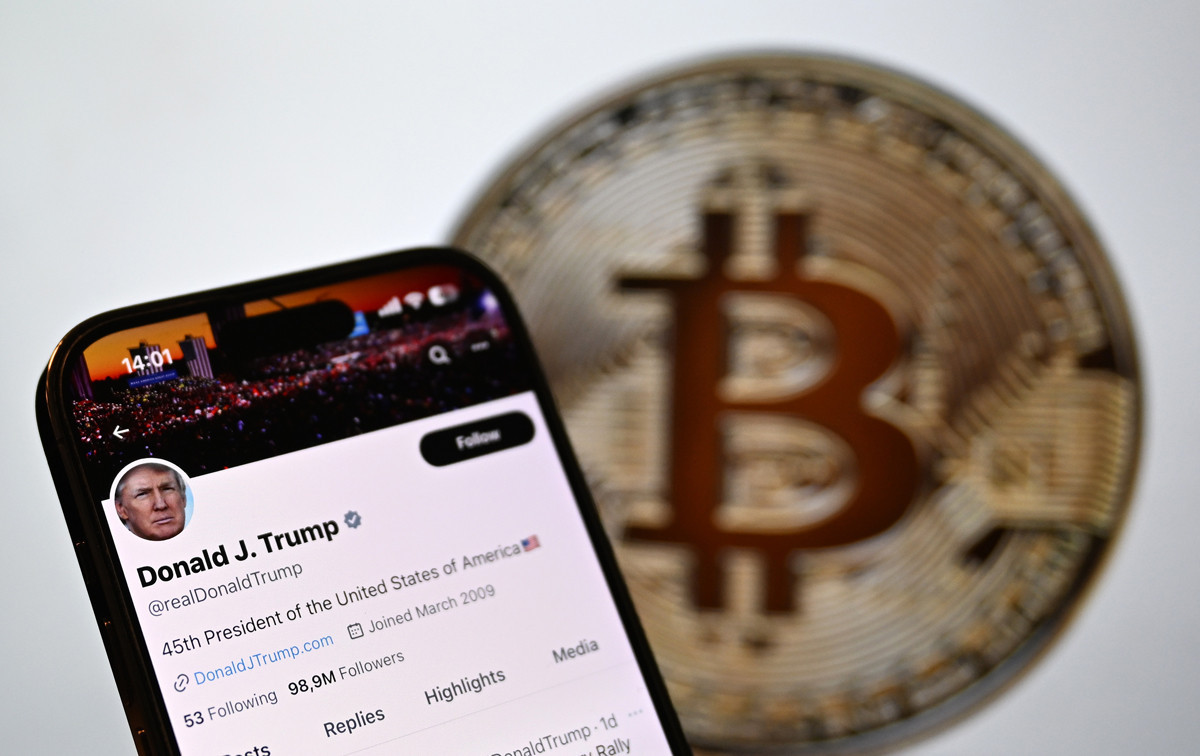 kendi ismine token cikaran lider trumptan kripto para imzasi bitcoin rezervi mi geliyor 0 5Lc23pj6
