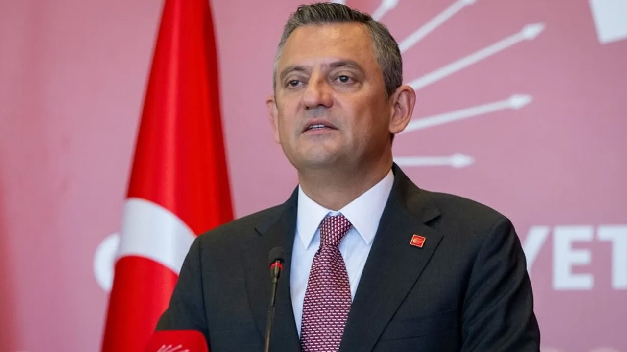 Özel, Erdoğan ile Ecevit’i kıyasladı: Çeyrek altın örneği verdi