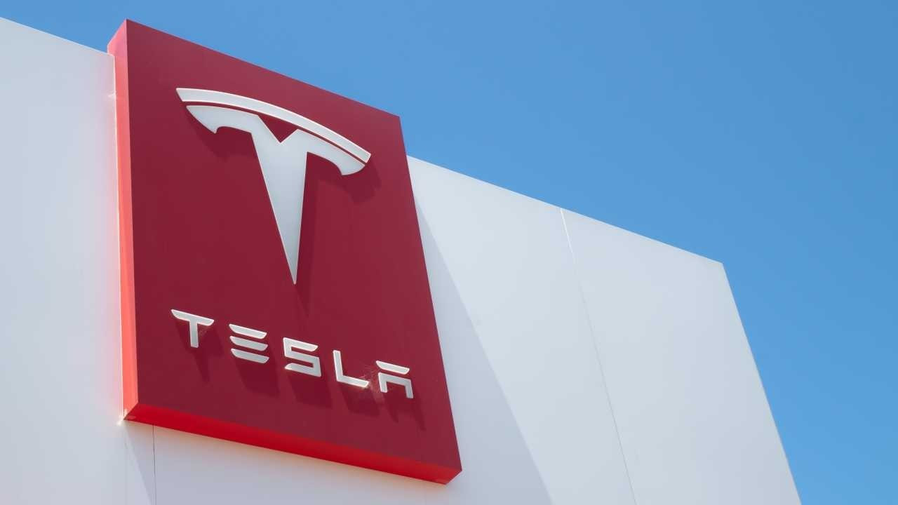 Tesla’dan rekor artırım: Fiyatlar 1 Şubat’ta değişiyor