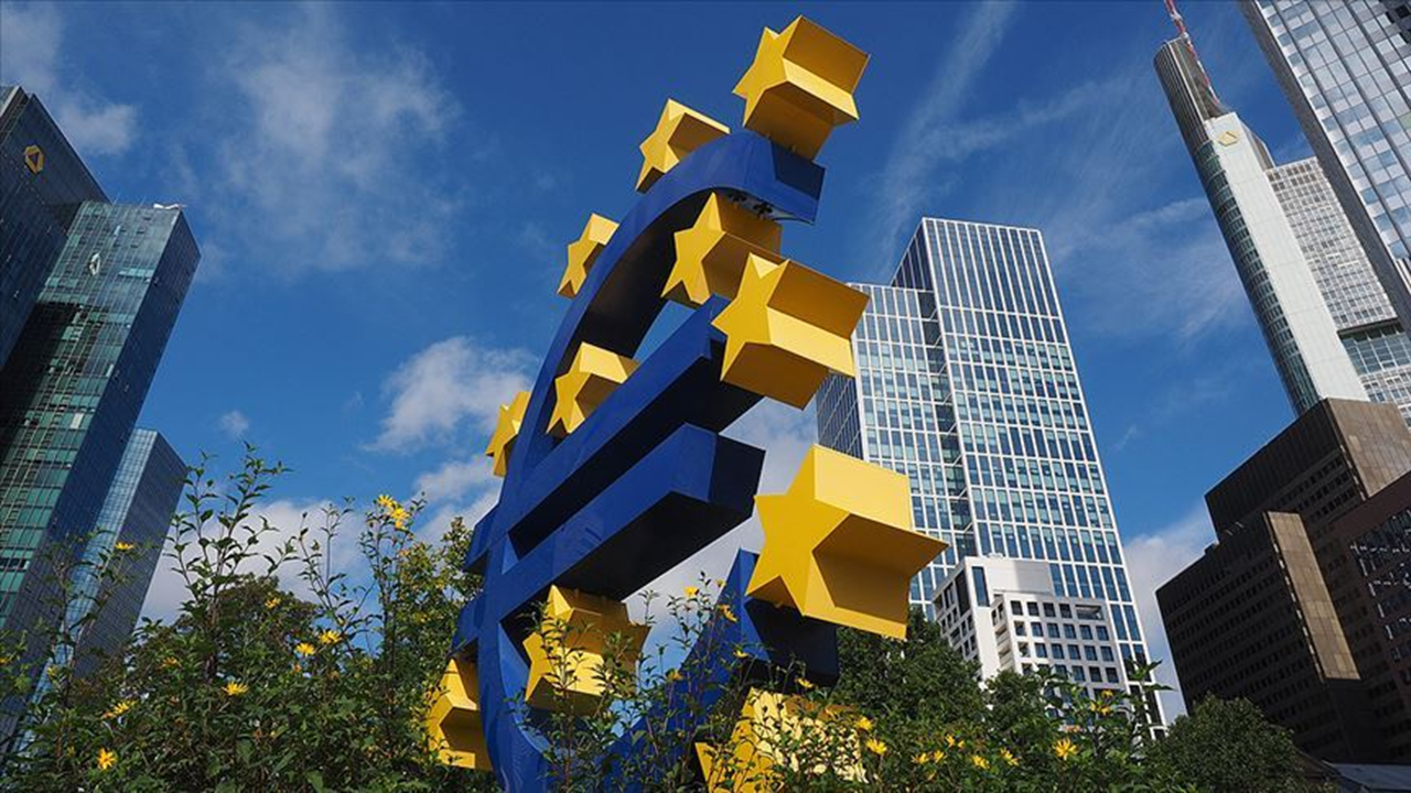 Euro Bölgesi’nde kredilerde büyüme sürat kazandı