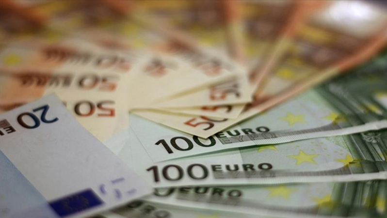 Siyasi ve ekonomik belirsizlikler Almanya’da tüketici itimadını etkilemeye devam ediyor