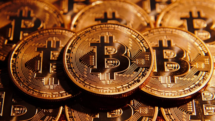 Standard Chartered/Kendrick: Bitcoin, Trump periyodunda 500.000 dolara ulaşacak