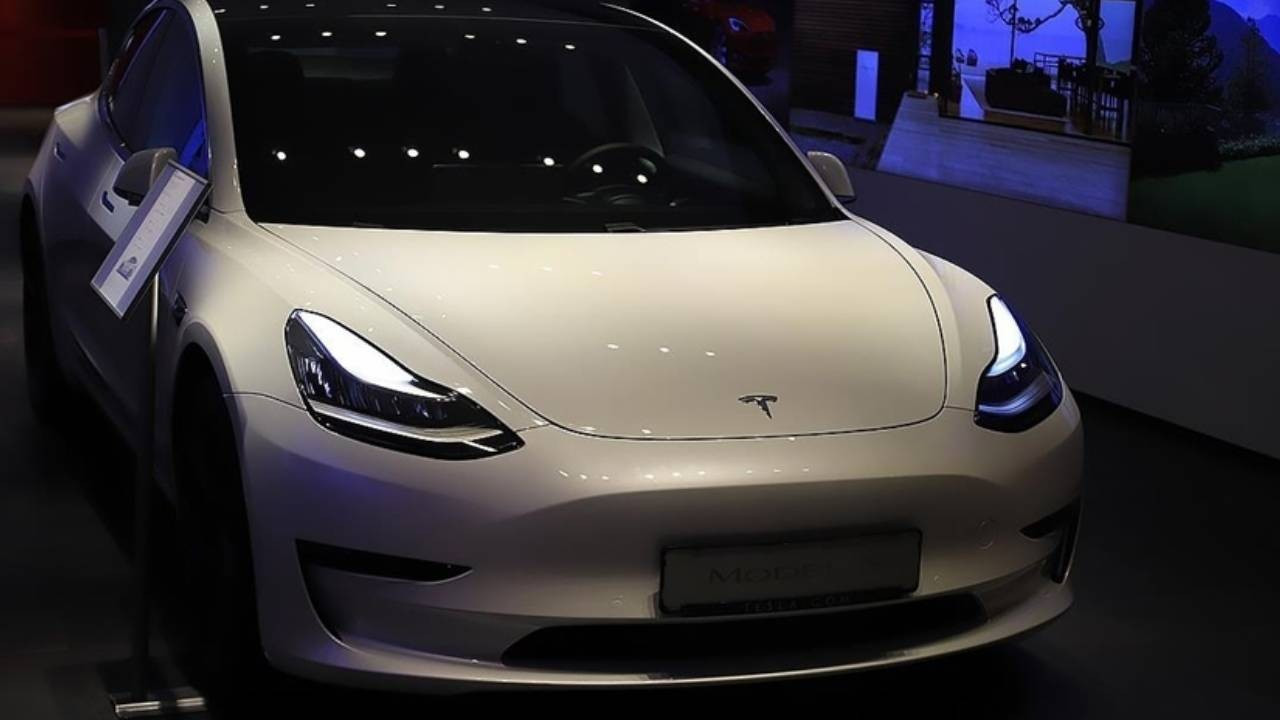 Tesla’nın Fiyat Artışları ve Dördüncü Çeyrek Sonuçları