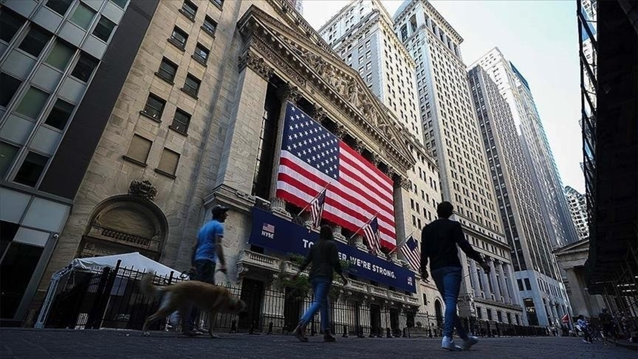 ABD’li dev teknoloji şirketleri paha kaybederken New York borsası düşüşle açıldı