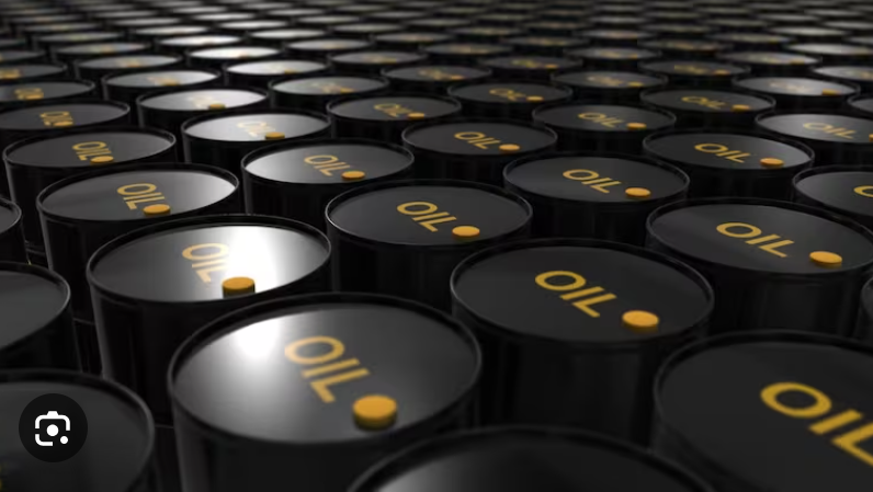 Brent petrol fiyatları düşmeye devam ediyor