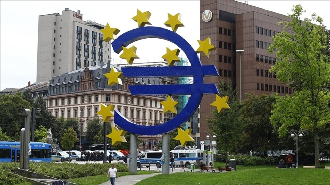 Euro Bölgesi’nde yatırımcı inancı son 9 ayın en yüksek düzeyinde