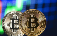 Trump’ın bitcoin rezerv planının akabinde Bitcoin’de dalgalanma devam ediyor